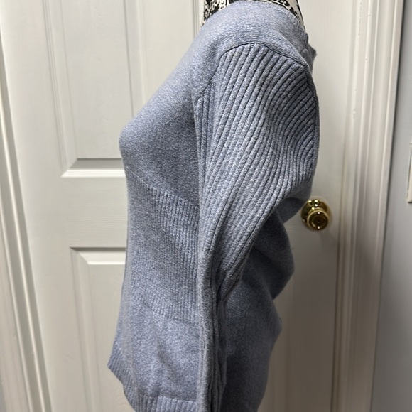 Sundance silk blend V-neck sweater XS periwinkle - Picture 3 of 6